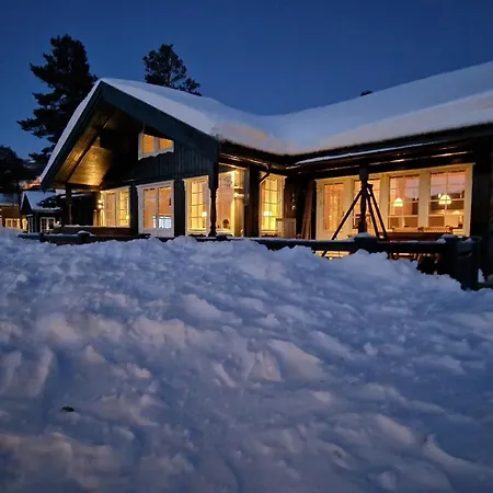 Panorama - Stunning Mountain Views And Outdoor Jacuzzi Option Dom wakacyjny Bjorli